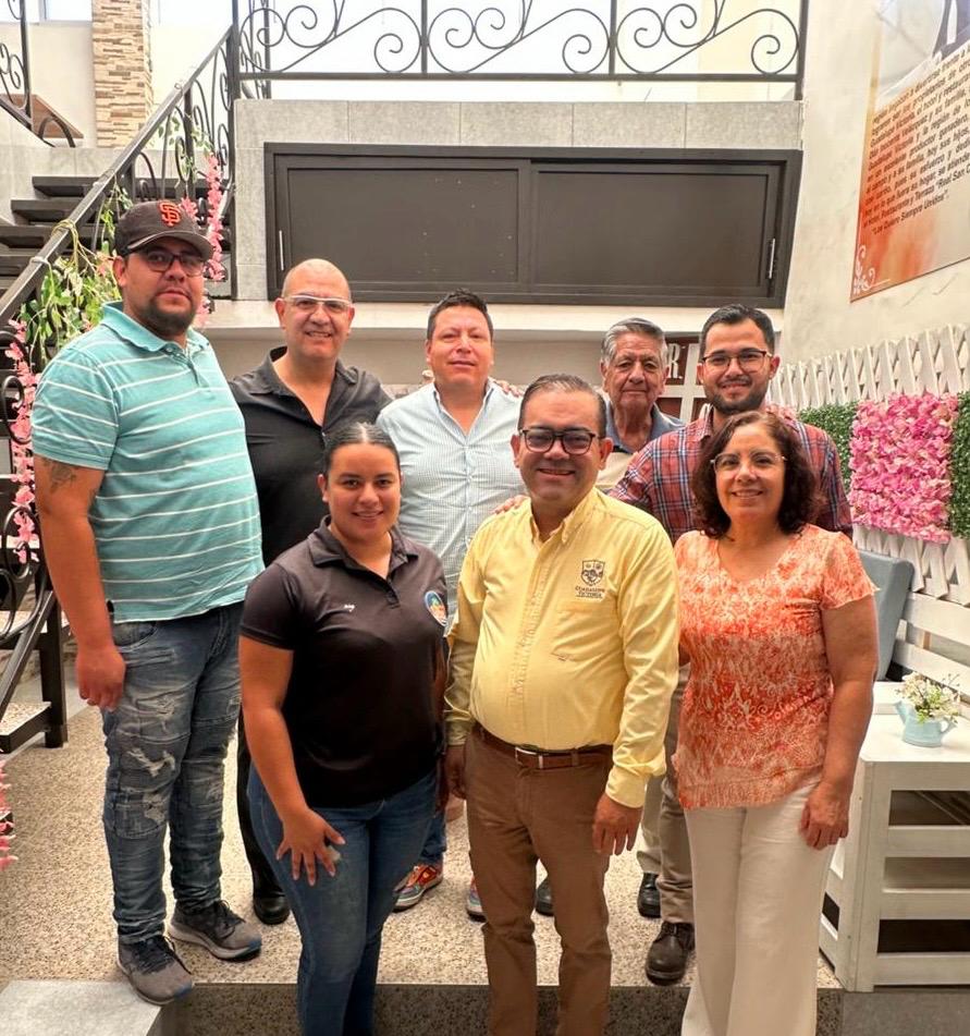 Alcalde David Ramos reconoce a medios locales por el Día de la Libertad de Expresión, celebrado el pasado sábado