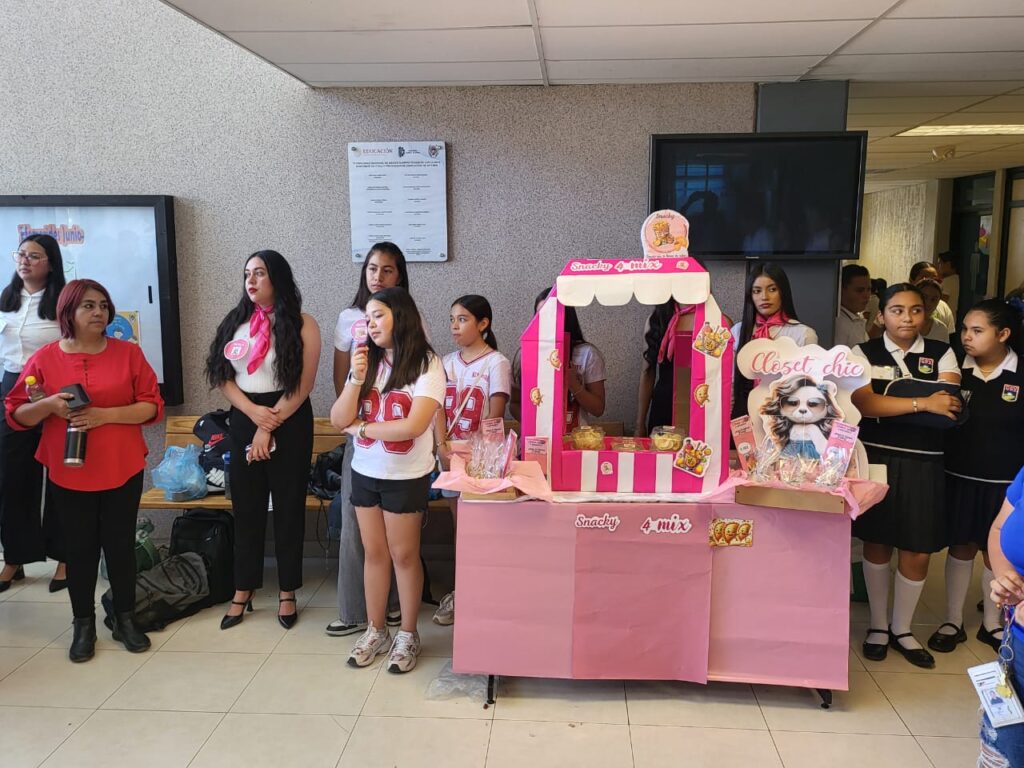 Realizan Expo Venta infantil en el Tecnológico de los Llanos fomenta el emprendimiento desde la niñez