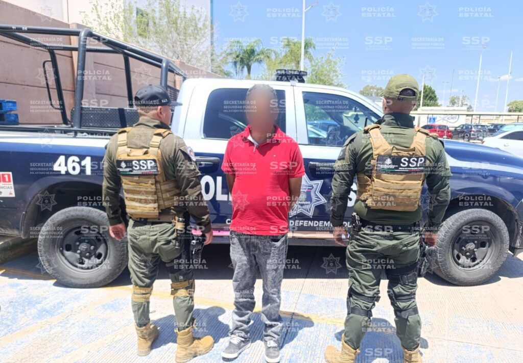 Golpeó a su mamá en andadera y a su hermana