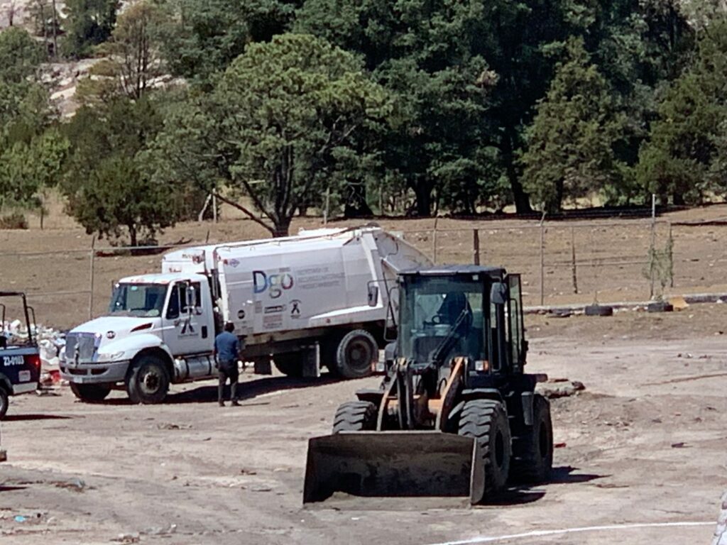 Urgente renovación de camiones recolectores de basura