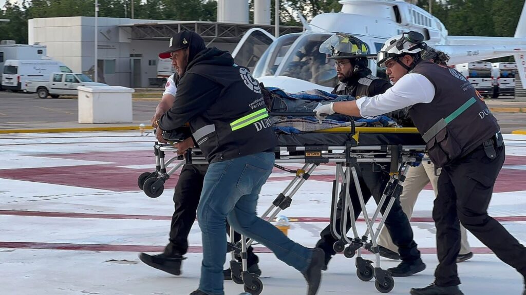 Cayó un rayo a dos hombres en la sierra (video)