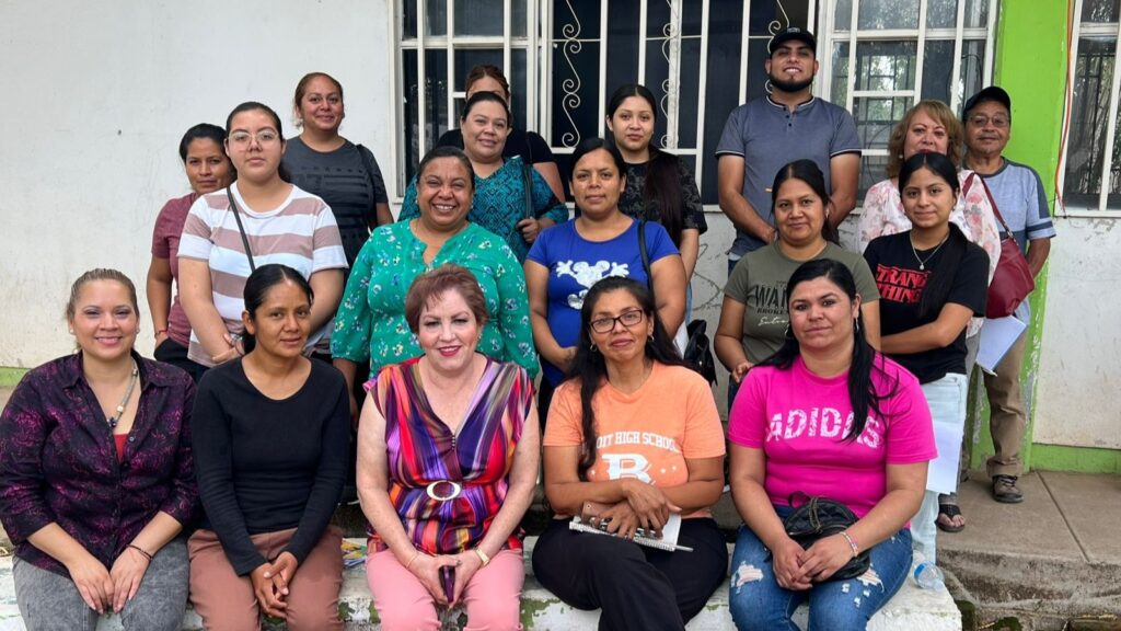 Instituto Municipal de la Mujer imparte curso de corte de cabello