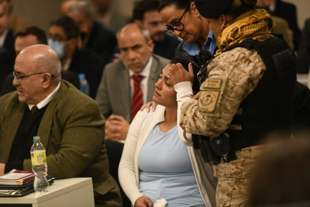 Enfermera es condenada a cadena perpetua por asesinato de cinco bebés en Argentina