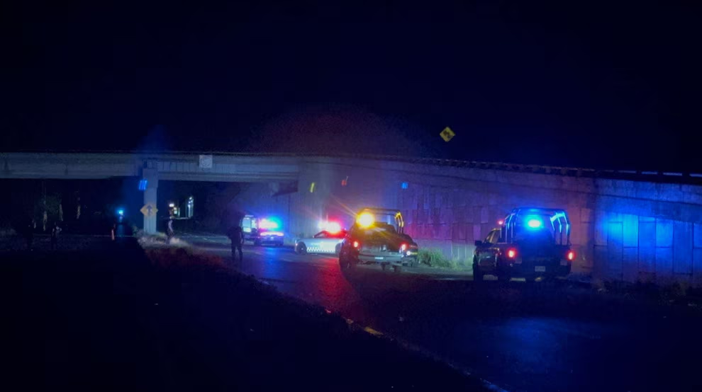 Abandonan 20 cuerpos en puente vehicular de Culiacán; autoridades investigan múltiple homicidio