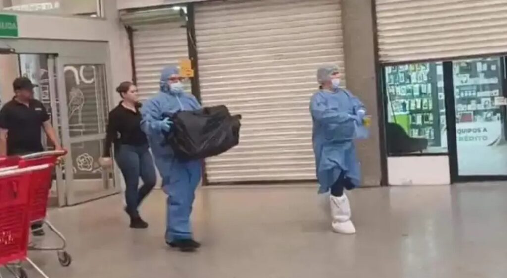 Abandonan cabeza humana en baño de un supermercado en Sonora