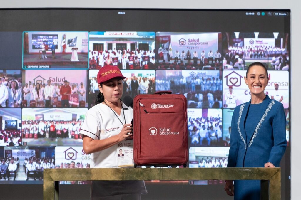 Secretaría del Bienestar presenta el maletín médico del programa Salud Casa por Casa
