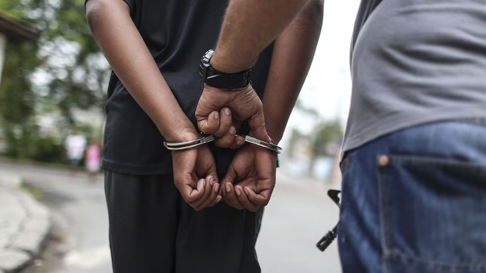 FGR extradita a tres mexicanos a EU por cargos de abuso sexual