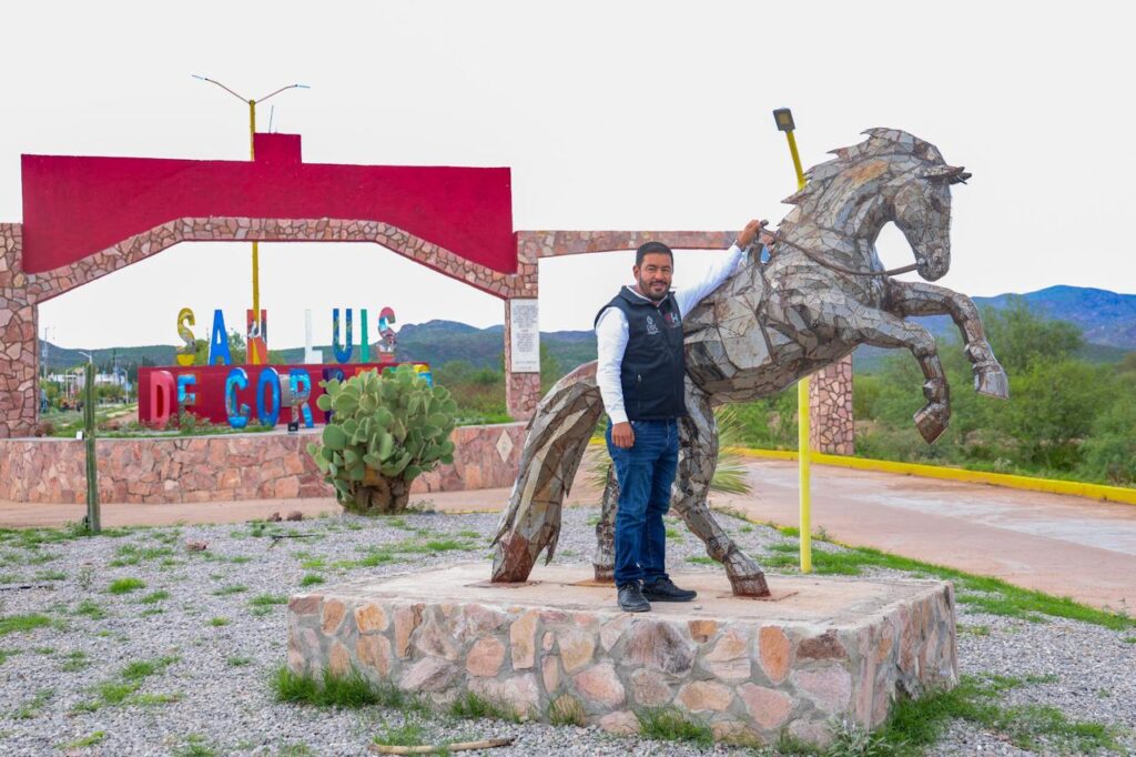 Recorre Héctor Herrera municipios de La Laguna y Zona Semiárida