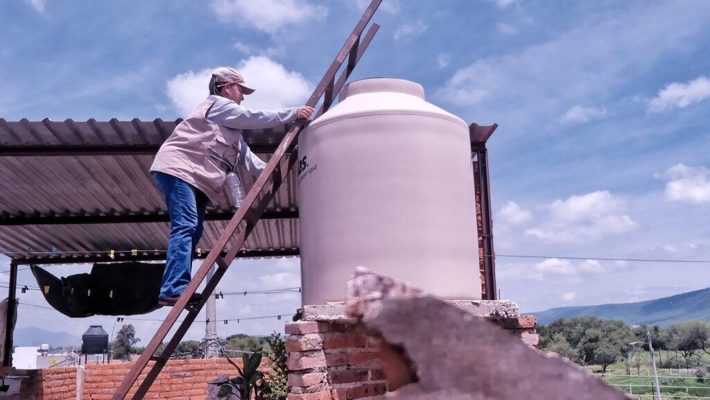 Llama Secretaría de Salud Jalisco a reforzar medidas en casa contra el dengue
