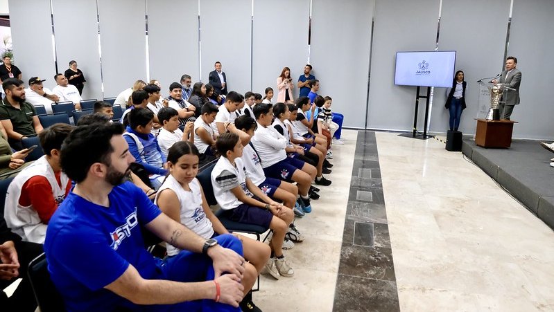 Reconoce Gobernador Pablo Lemus a Astros de Jalisco por su tricampeonato