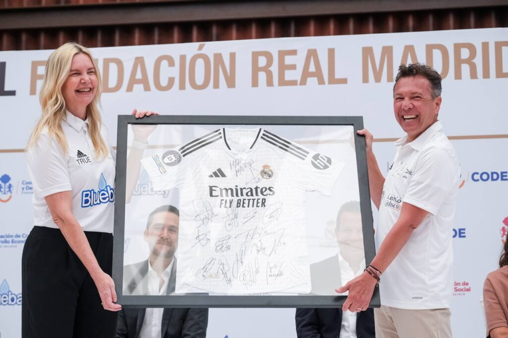 Inaugura Gobernador Pablo Lemus la clínica de fútbol Fundación Real Madrid en Jalisco