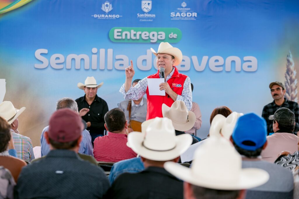 “Los apoyos llegan hasta los lugares más lejanos”: Esteban fortalece al campo en San Dimas con 100 toneladas de avena