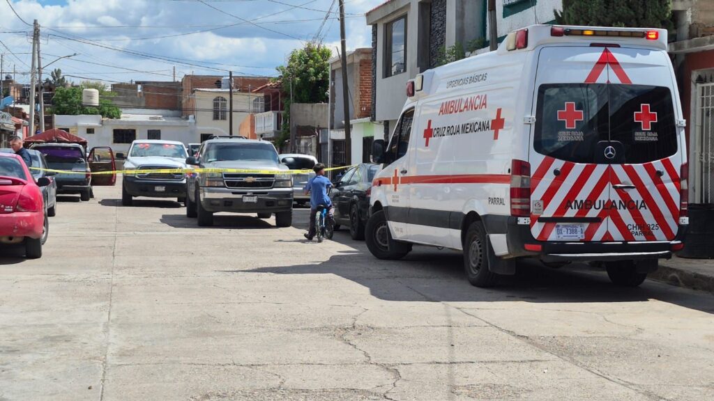Localizan a jovencito de 14 años suspendido en su casa en la colonia Palmilla