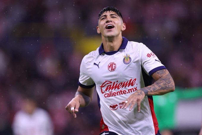 Chivas se luce con cierre de pretemporada al golear a Leones Negros