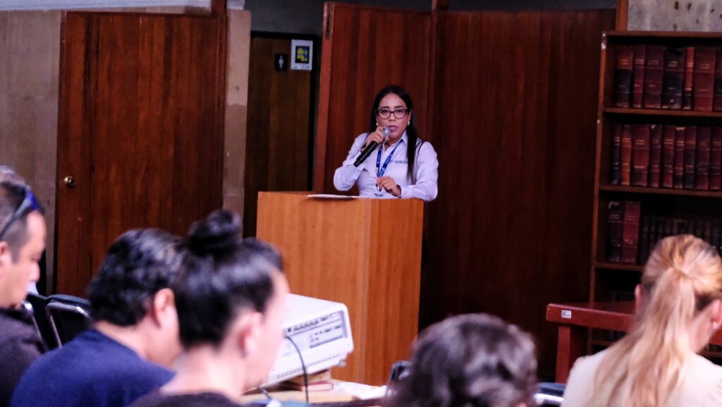 Capacitan a más de 220 servidores públicos  para prevenir el suicidio