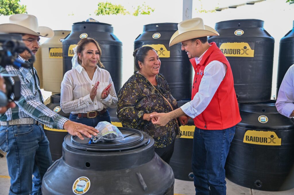 Con más de 14 mdp, Esteban impulsa vivienda, obras comunitarias y certeza jurídica en General Simón Bolívar