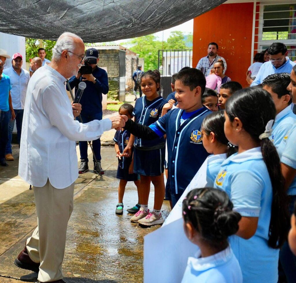 Escuelas dignas para construir un futuro de oportunidades