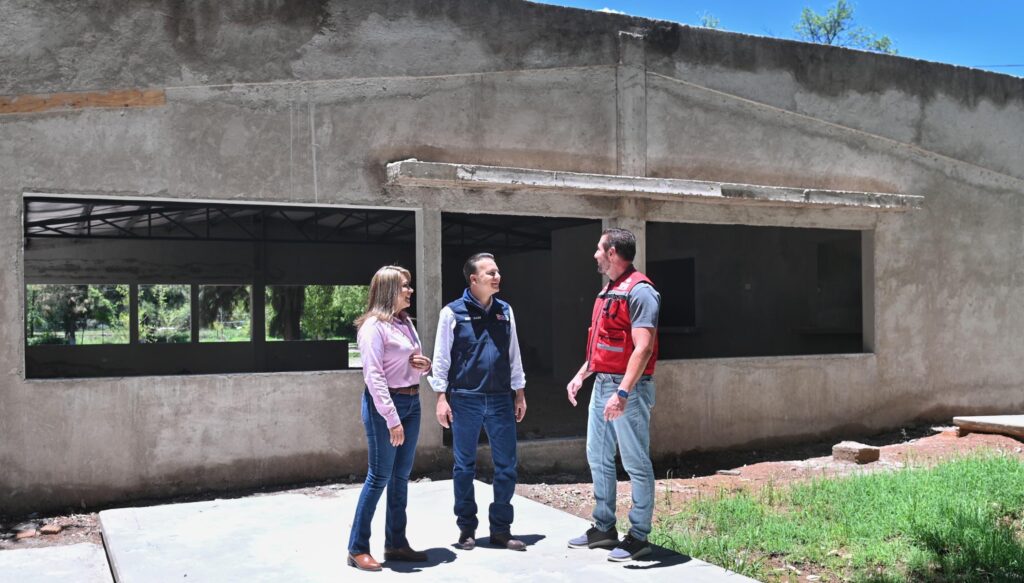 Más aulas, nueva carrera y comedor digno: comunidad del CBTA 3 agradece respaldo de Esteban Villegas