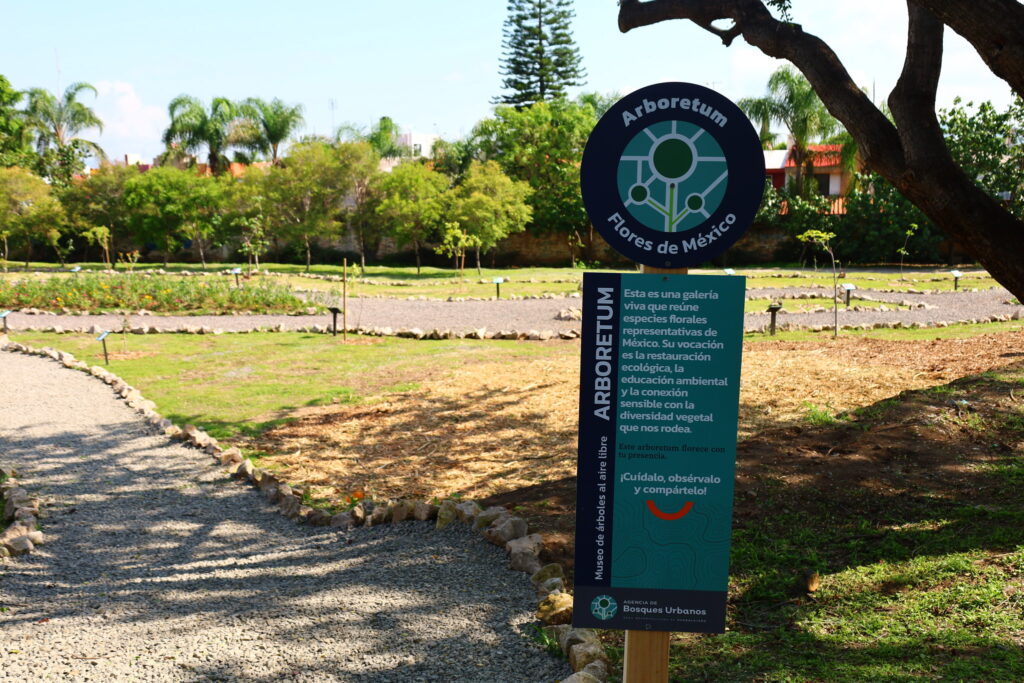 Inauguran Arboretum Flores de México en el Parque Natural Huentitán