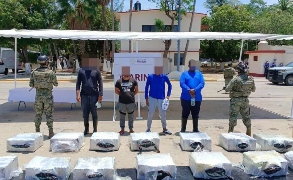 Confiscan más de media tonelada de cocaína en costas de Oaxaca