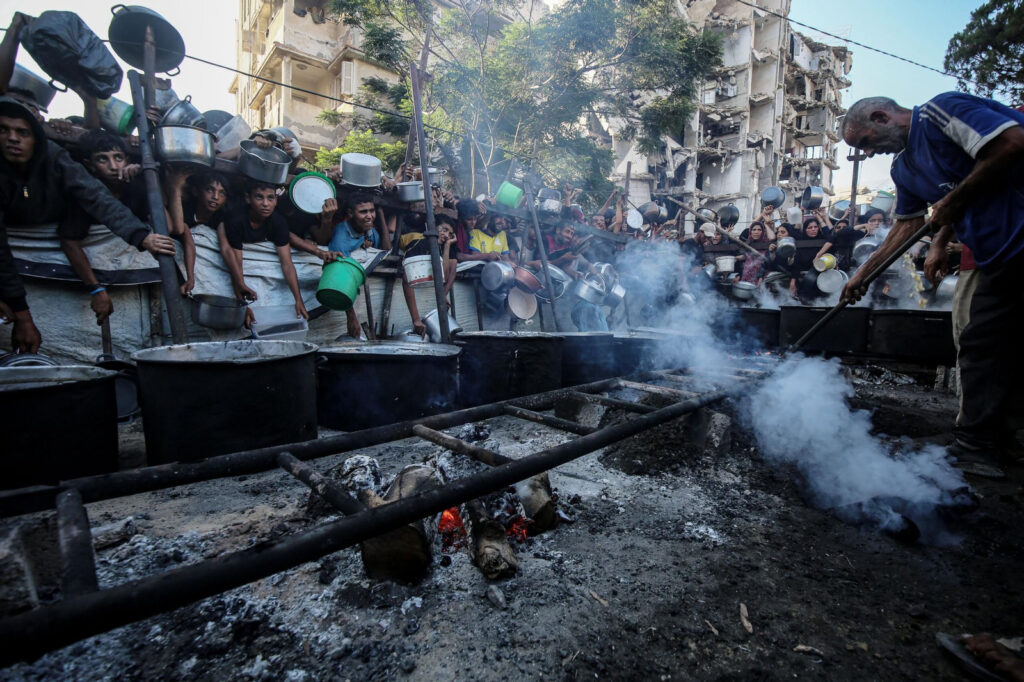 Ministros de 25 países exigen el fin inmediato de la guerra en Gaza