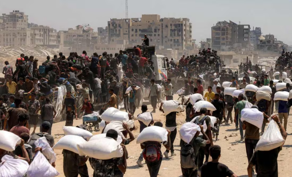 Francia lanzará ayuda humanitaria desde el aire a Gaza ante crisis humanitaria