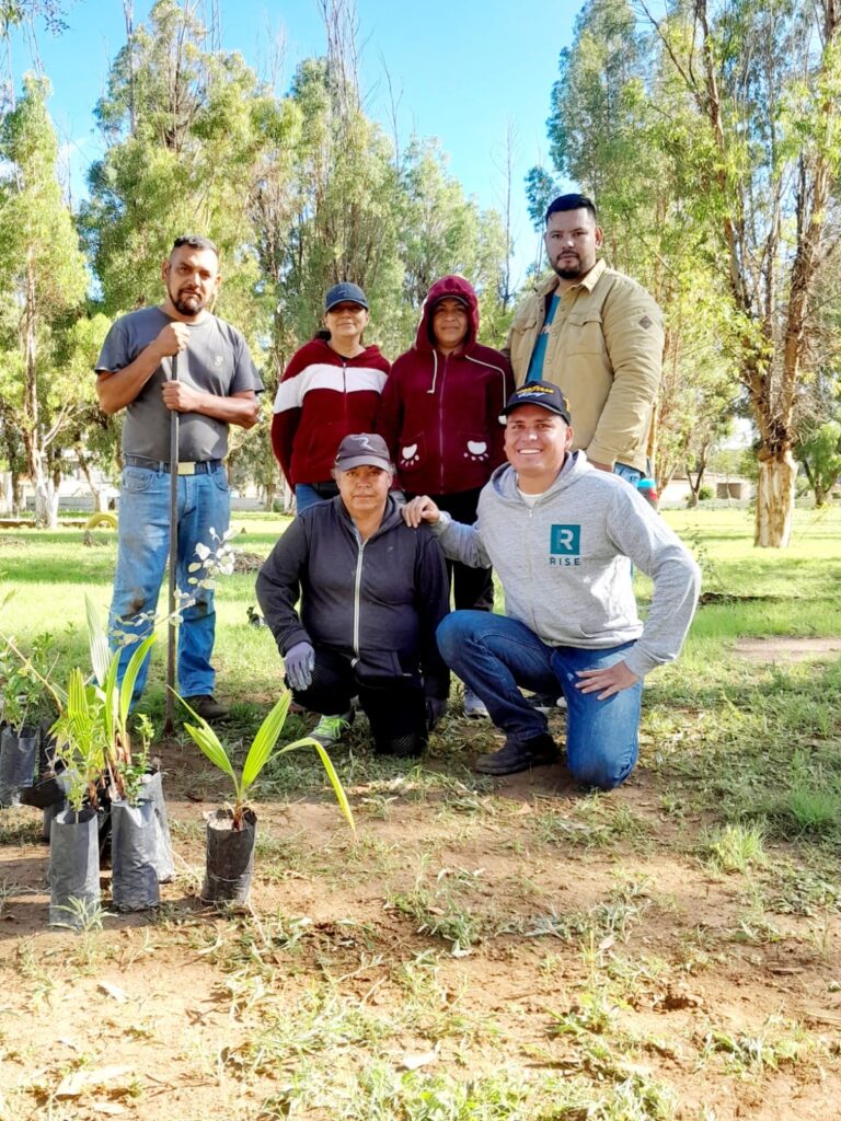 Junta Municipal de Ignacio Allende impulsa reforestación con 150 árboles