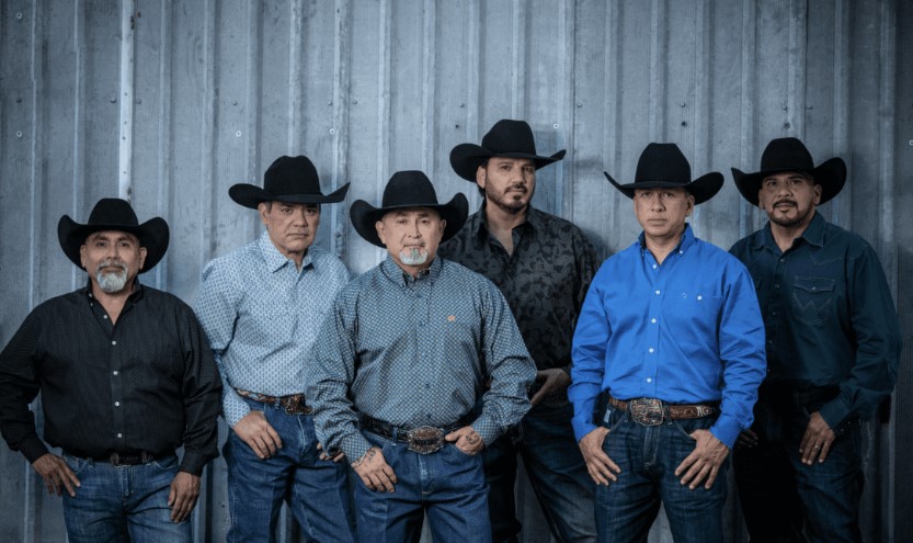 Grupo Intocable tendrá estrella en el Paseo de la Fama de Hollywood