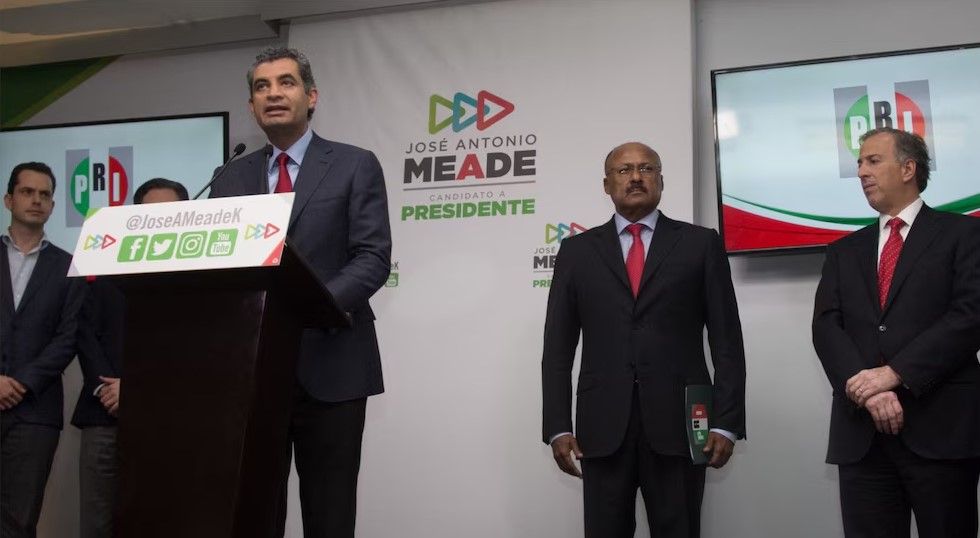 TEPJF reintegra a Enrique Ochoa Reza al PRI tras revocar su expulsión
