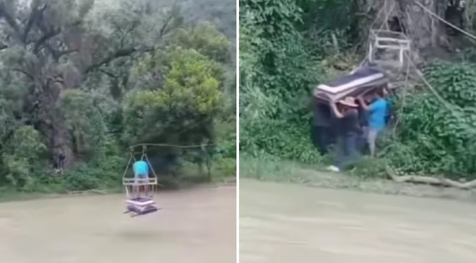 Vecinos improvisan teleférico para cruzar ataúd por río desbordado