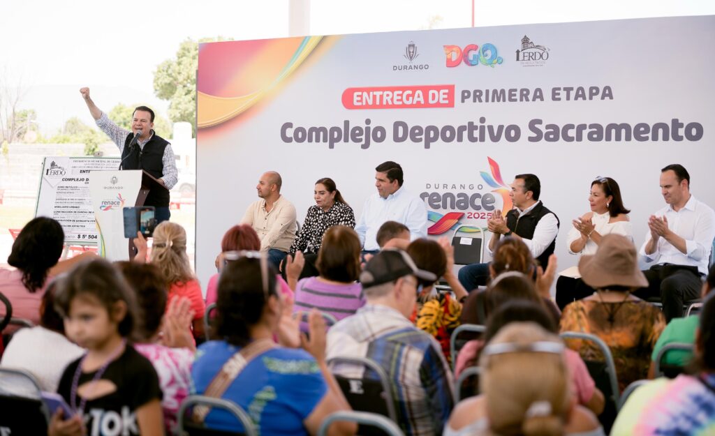 Esteban y Homero entregan cancha con domo, juegos y áreas deportivas para las familias de Lerdo
