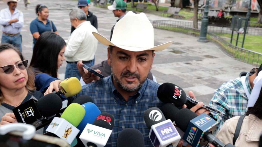 Sostendrán reunión con CFE para atender fallas eléctricas en comunidades rurales: Manuel Herrera
