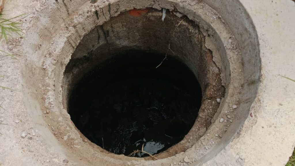 Continúan trabajos de desazolve y mantenimiento del Servicio Potable