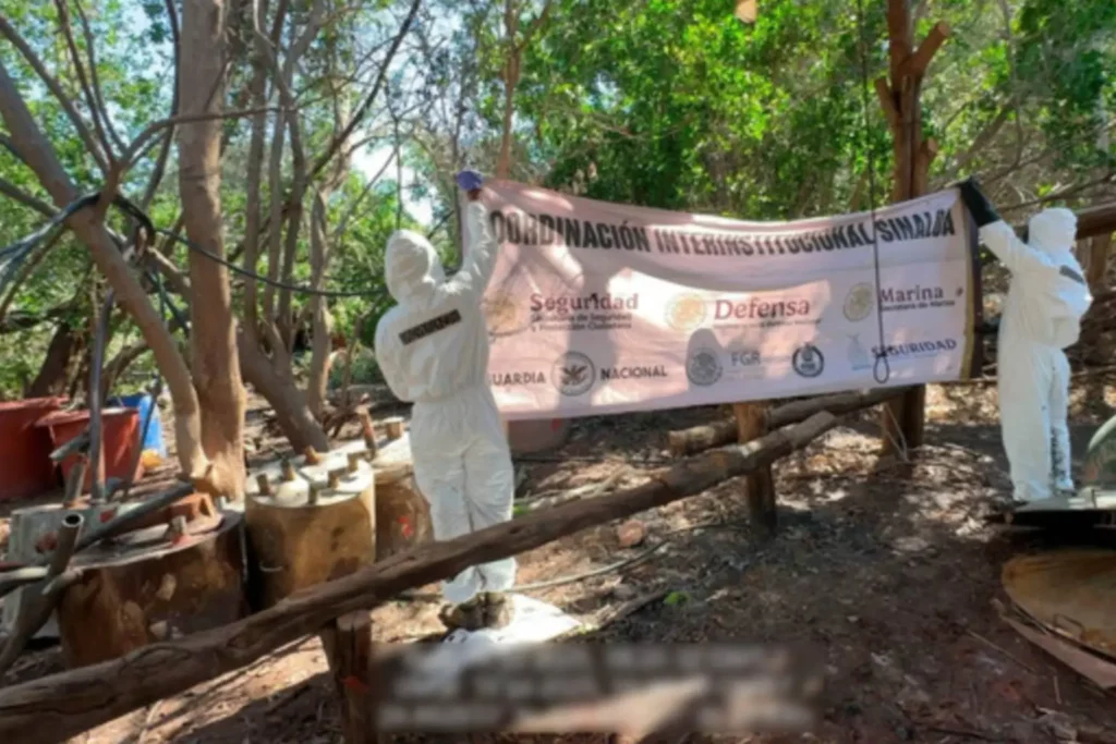 Desmantelan 6 laboratorios y aseguran más de 4 toneladas de metanfetamina en Sinaloa