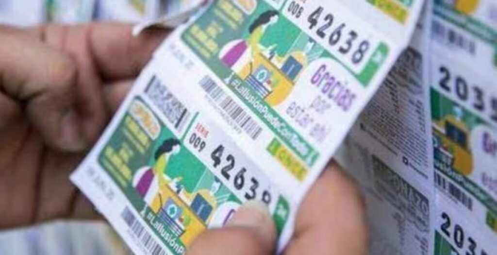 ¡El boleto que volvió de la basura! Mujer recupera su ticket y gana 1.5 millones de pesos en la lotería