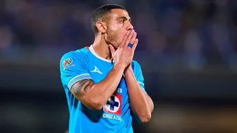 ¿Y donde esta el griego? Giakoumakis esta desaparecido de Cruz Azul