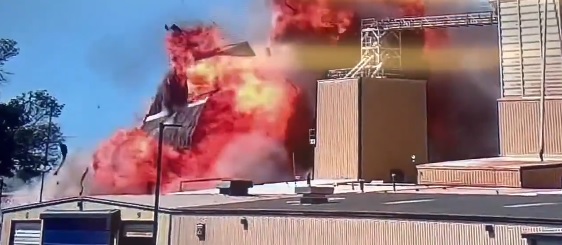 VIDEO: Explosión en planta de Nebraska deja tres personas desaparecidas