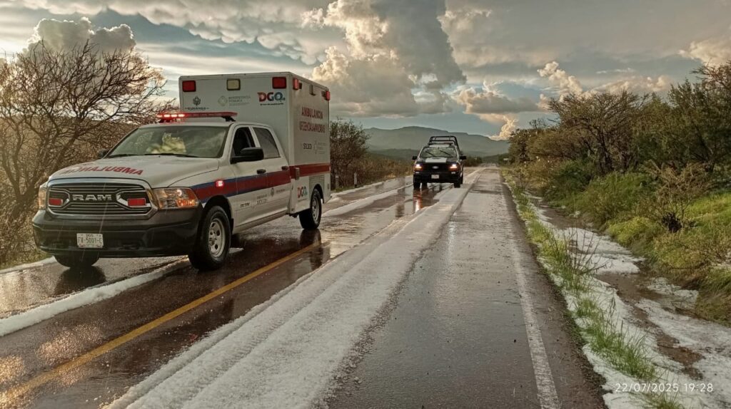 Fuerte tormenta con granizo provoca desbordamientos en Tepehuanes; activan protocolos de emergencia