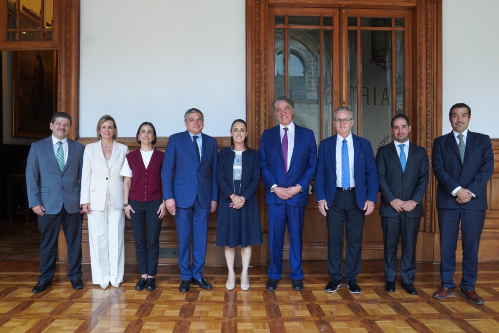 Sheinbaum se reúne con el presidente de Baker Hughes, empresa que planea inversiones en México
