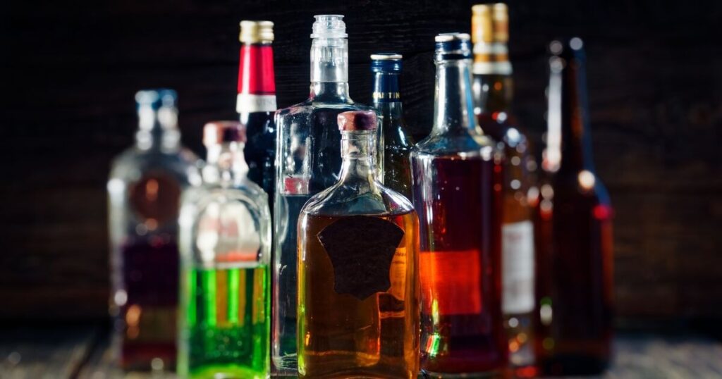 OMS pide incrementar 50% los impuesto a bebidas azucaradas, alcohol y tabaco