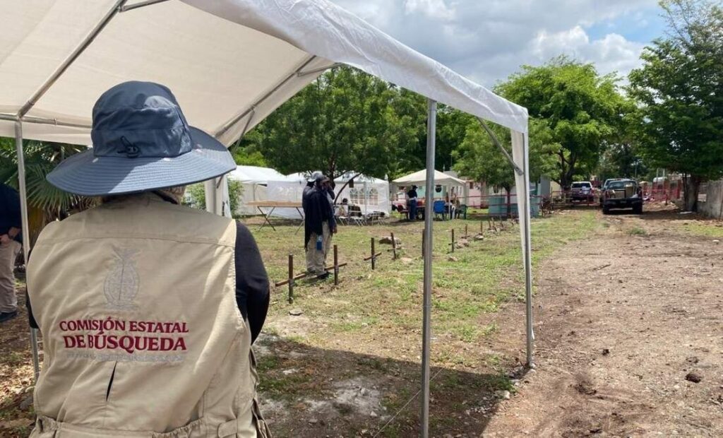 Inicia exhumación masiva para identificar 50 cuerpos en Culiacán