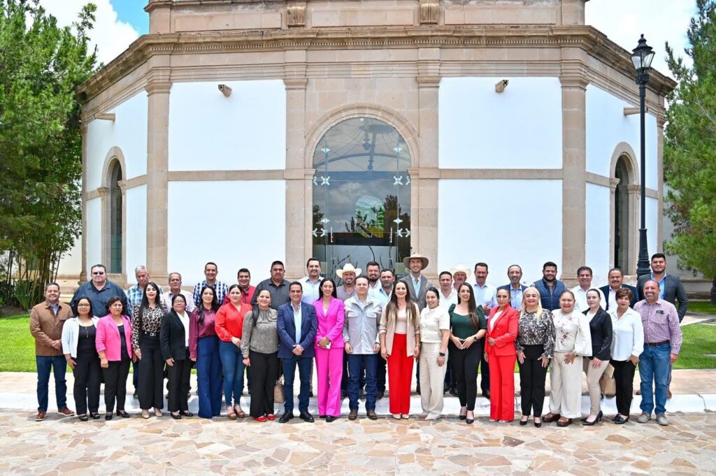 Reúne Gobernador a Alcaldes Electos; los convoca a trabajar sin distinción de partidos y con cercanía