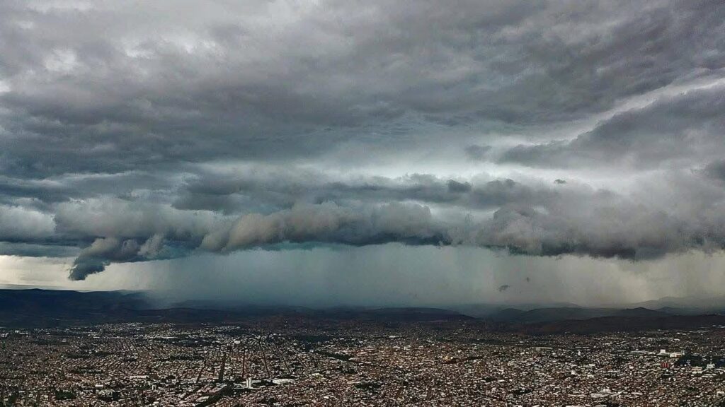 Tormenta deja 52 mm de lluvia en Durango, más de la mitad del promedio mensual