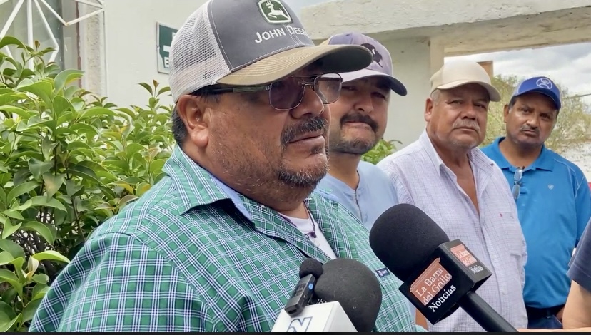 Cansados de fallas eléctricas, agricultores de Guadalupe Victoria y Peñón Blanco protestan en instalaciones de la CFE