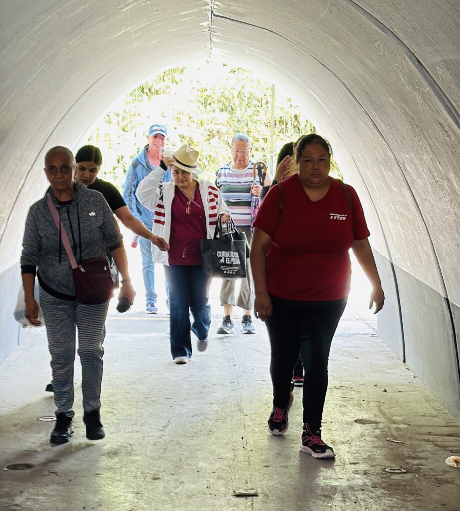Vandalismo en el túnel El Durangueño: denuncian grafitis, basura y falta de respeto