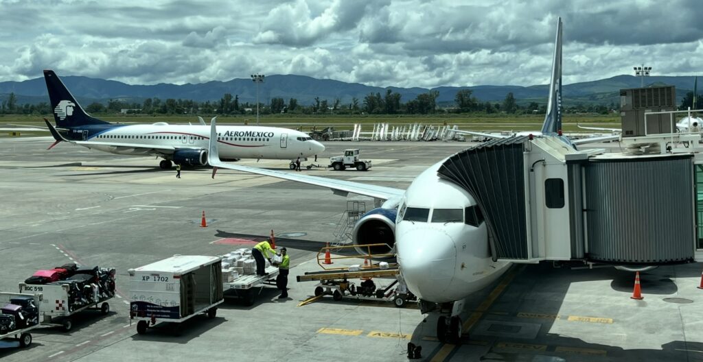 Detienen a presunto defraudador en aeropuerto de Guadalajara con apoyo de Interpol