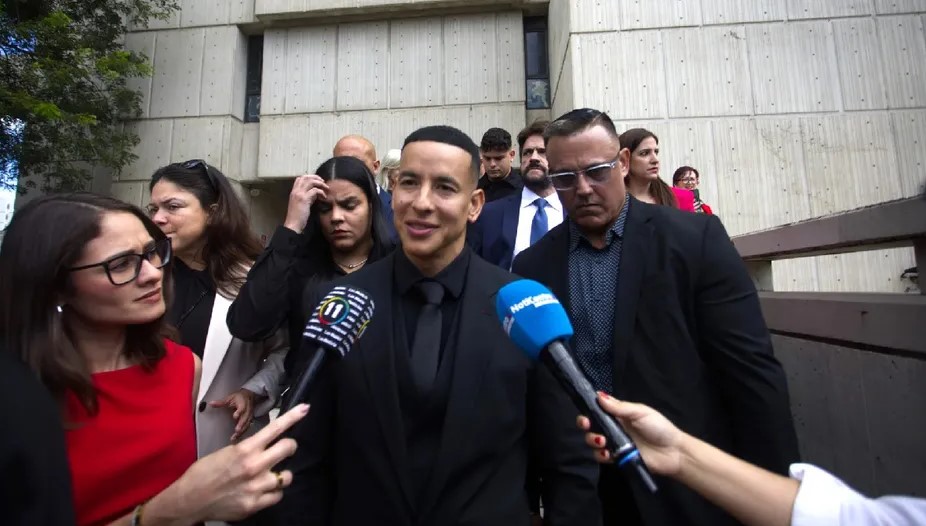 Daddy Yankee demanda a su exesposa
