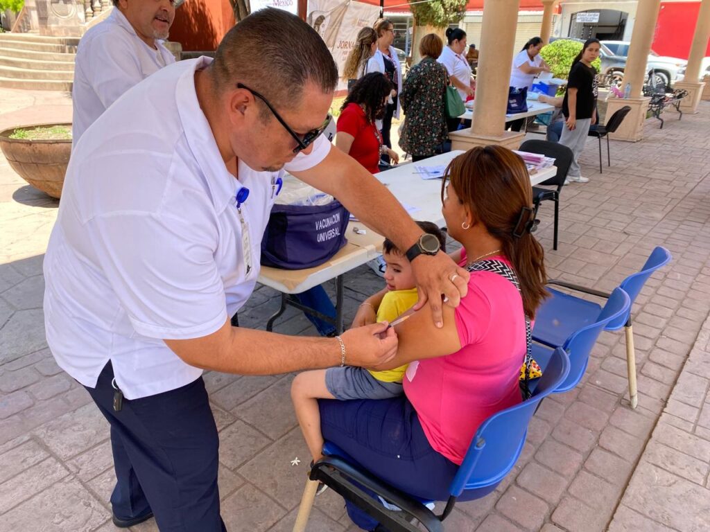 Refuerzan campaña contra el sarampión en el noroeste de Durango ante casos presentados