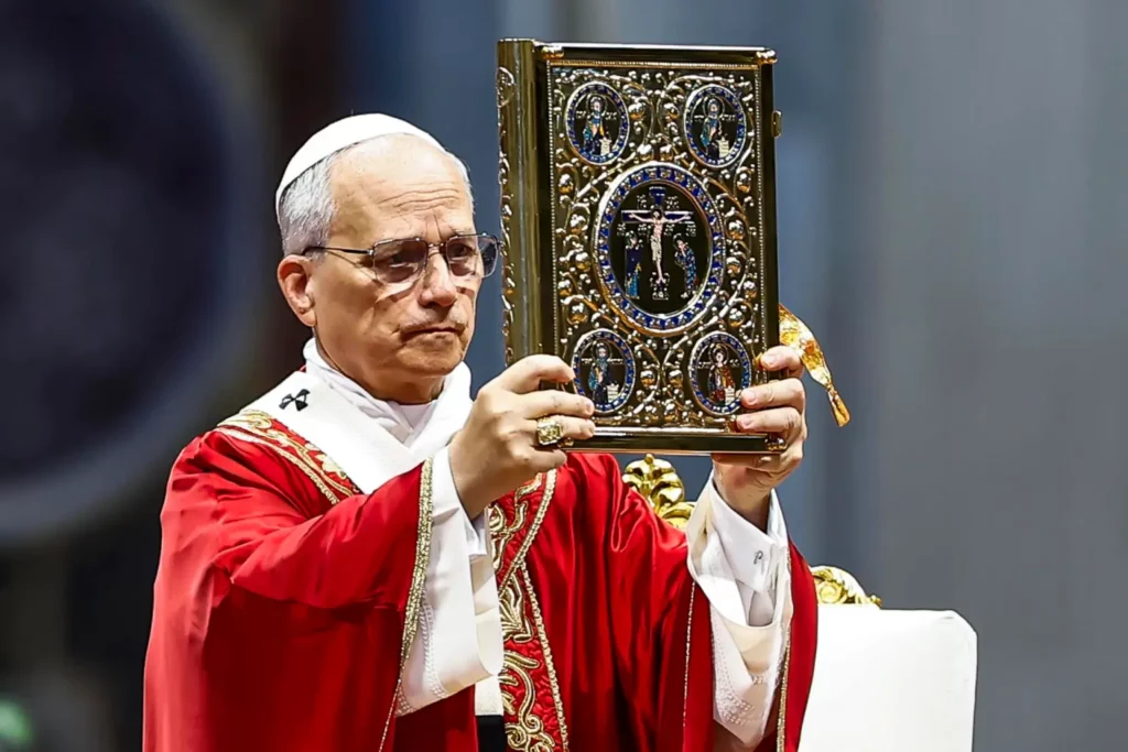 El Papa León XIV insta a Netanyahu a cesar la guerra en Gaza y proteger lugares sagrados