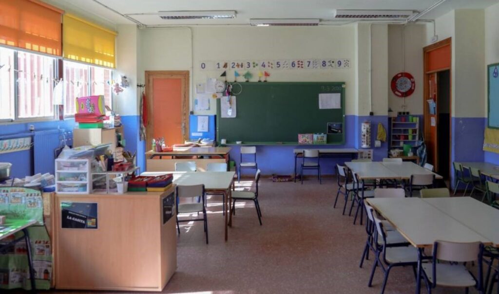 Niño de 9 años muere asfixiado al regresar por sus cuadernos para estudiar